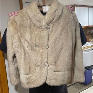Elegant Women's Fur Jacket - Cream